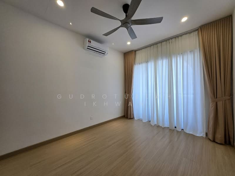 Setia Safiro @ Adella untuk Untuk Dijual - RM 1,200,000, Mac 2026 - Interior - PropertyGuru.com.my