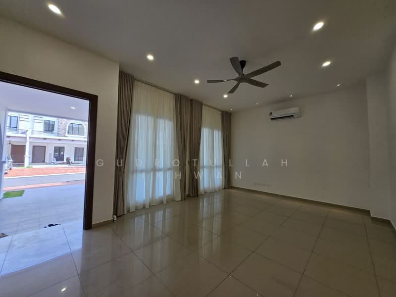Setia Safiro @ Adella untuk Untuk Dijual - RM 1,200,000, Mac 2026 - Living Room - PropertyGuru.com.my