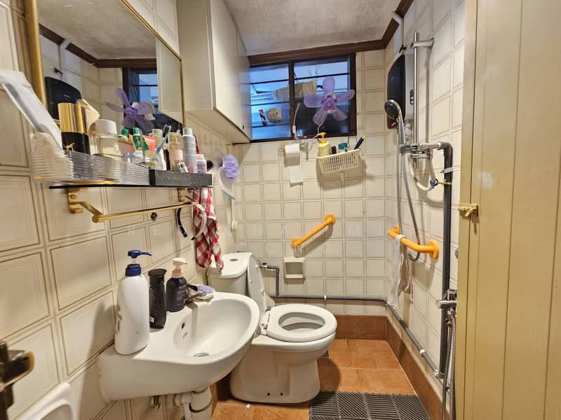 2-storey Terraced House for Sale in Taman Taynton View (Cheras) - Fred Chai Meng Foong - Bathroom - PropertyGuru.com.my