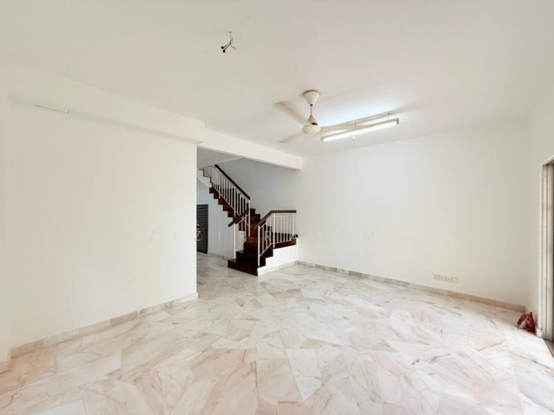 2-storey Terraced House for Sale in Putrajaya (Putrajaya) - Azizirrahim . - Living Room - PropertyGuru.com.my
