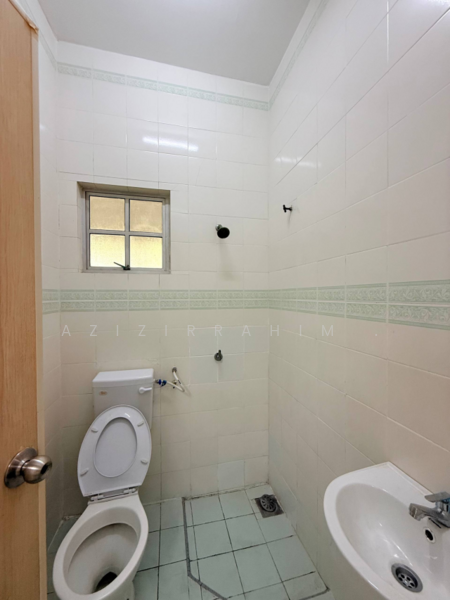 2-storey Terraced House for Sale in Putrajaya (Putrajaya) - Azizirrahim . - Bathroom - PropertyGuru.com.my