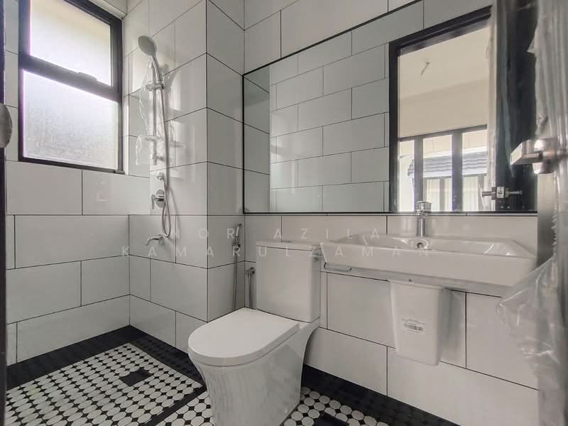 City of Elmina : Hevea untuk Untuk Dijual - RM 2,000,000, Mac 2026 - Bathroom - PropertyGuru.com.my