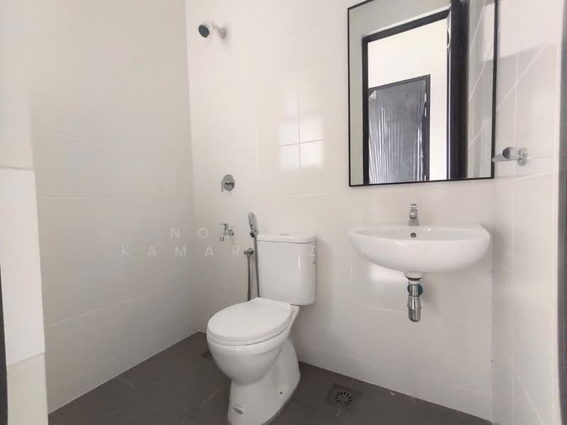 City of Elmina : Hevea untuk Untuk Dijual - RM 2,000,000, Mac 2026 - Bathroom - PropertyGuru.com.my