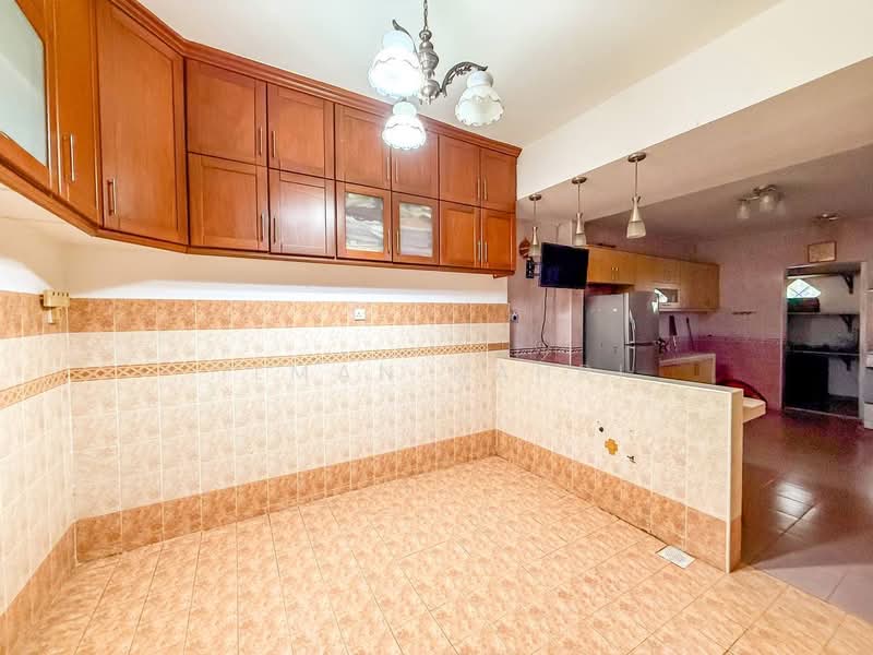 Seksyen 7, Bangi untuk Untuk Dijual - RM 590,000, Mac 2026 - Kitchen - PropertyGuru.com.my