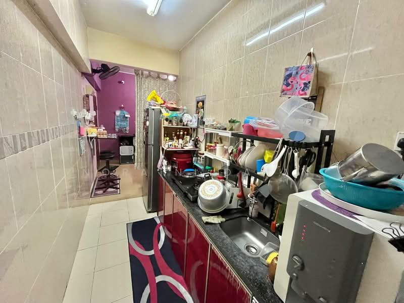 Kepong Sentral Condominium untuk Untuk Dijual - RM 270,000, Mac 2026 - Kitchen - PropertyGuru.com.my