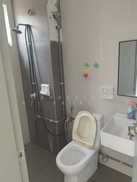 2.5-storey Terraced House for Rent in Alam Impian (Shah Alam) - Ganabathi A/L Ramachandran - Bathroom - PropertyGuru.com.my