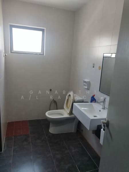 2.5-storey Terraced House for Rent in Alam Impian (Shah Alam) - Ganabathi A/L Ramachandran - Bathroom - PropertyGuru.com.my