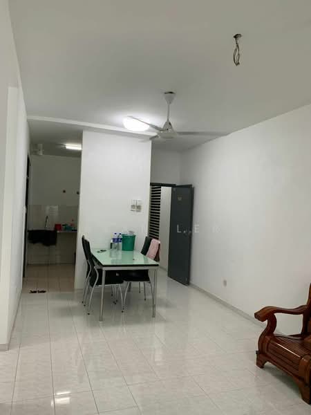 Apartment for Sale at Idaman Senibong - Alan Ler - Dining Room - PropertyGuru.com.my