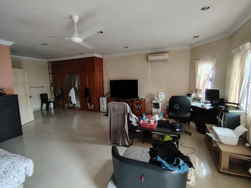 2-storey Terraced House for Sale in Cheras (Selangor) - Tommy Wong - Living Room - PropertyGuru.com.my