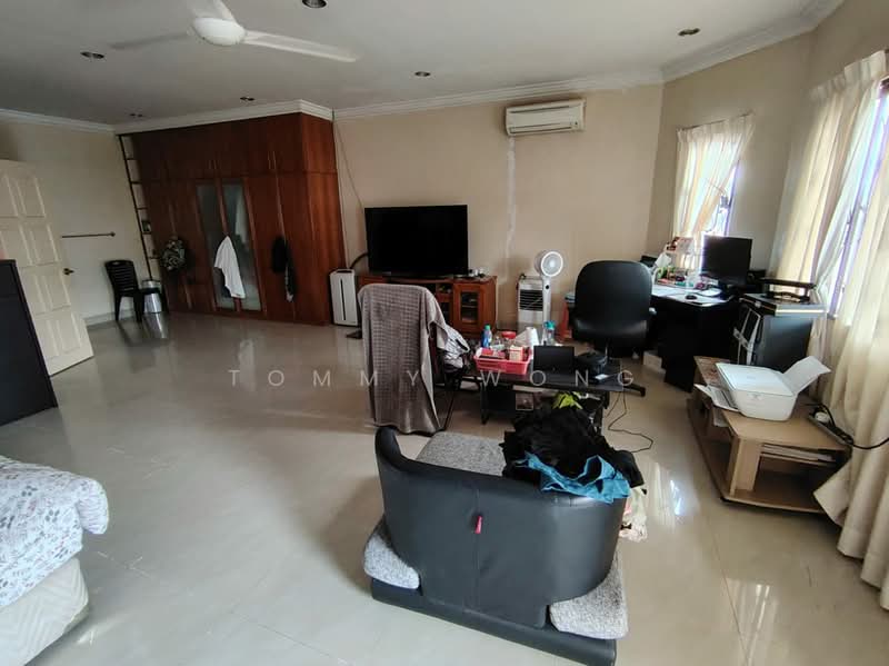 2-storey Terraced House for Sale in Cheras (Selangor) - Tommy Wong - Living Room - PropertyGuru.com.my