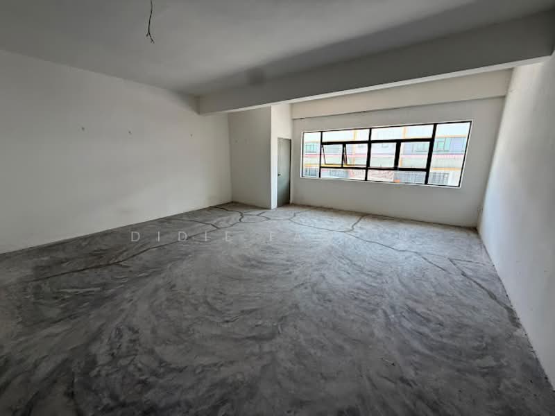 Shop for Sale in Simpang Renggam (Johor) - DIDIE FARHAN - Interior - PropertyGuru.com.my