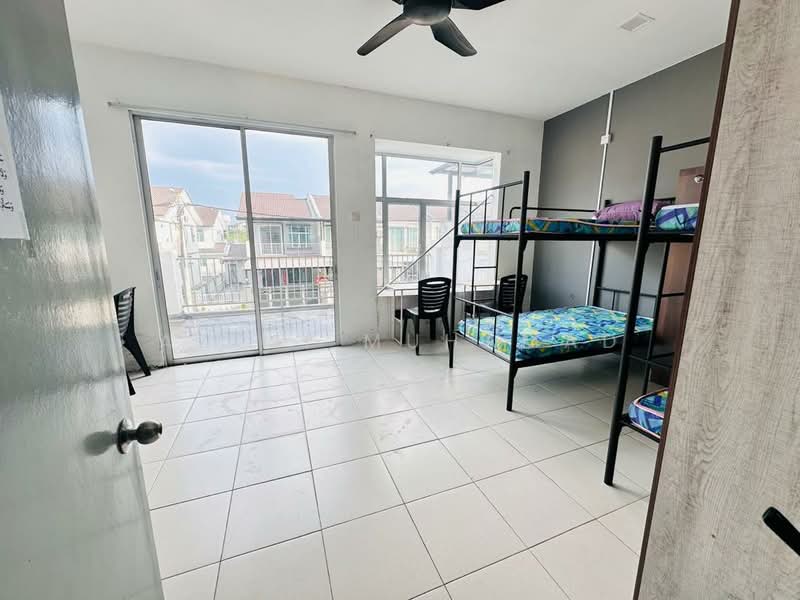 2-storey Terraced House for Sale in Taman Chepor Damai (Chemor) - Azimi Muhamad - Bedroom - PropertyGuru.com.my