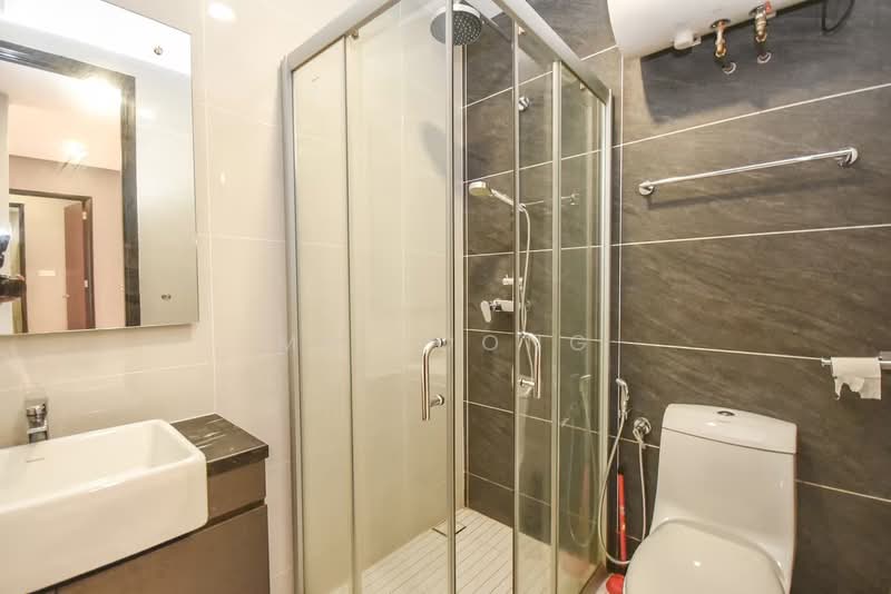 Condominium for Rent at Bay Point @ Country Garden Danga Bay - MK Foong - Bathroom - PropertyGuru.com.my