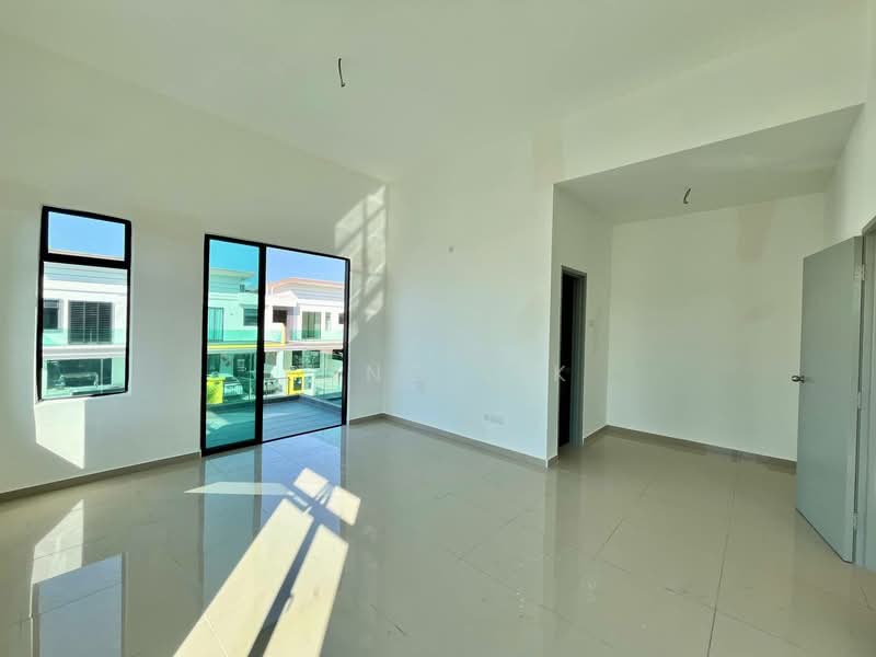 2-storey Terraced House for Sale in Taman Bestari Indah (Ulu Tiram) - Fong Lik - PropertyGuru.com.my