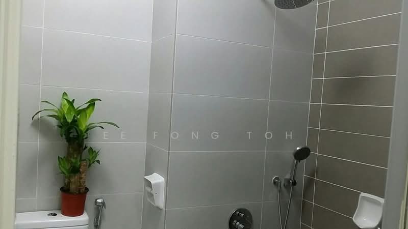 Condominium for Sale at PARC Regency (Residensi Masai) - Ee Fong Toh - Bathroom - PropertyGuru.com.my