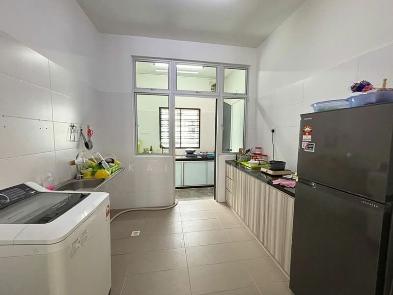 Taman Mutiara Rini untuk Untuk Dijual - RM 730,000, Mac 2026 - Kitchen - PropertyGuru.com.my