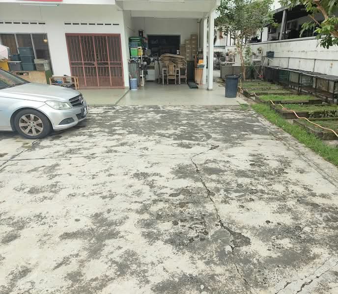 Taman Johor Jaya untuk Untuk Dijual - RM 1,260,000, Mac 2026 - Exterior - PropertyGuru.com.my