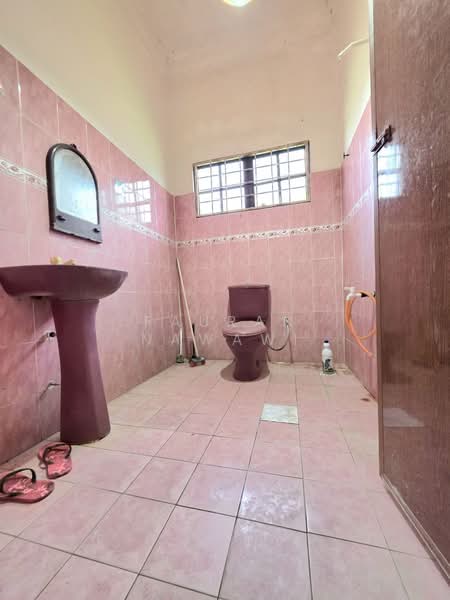 Bungalow for Sale in Sungai Buloh (Selangor) - Fauran Nawawi - PropertyGuru.com.my