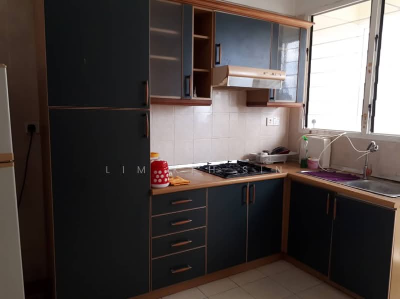 Gurney Park Condominium untuk Untuk Disewa - RM 1,700 /bulan, Mac 2026 - Kitchen - PropertyGuru.com.my