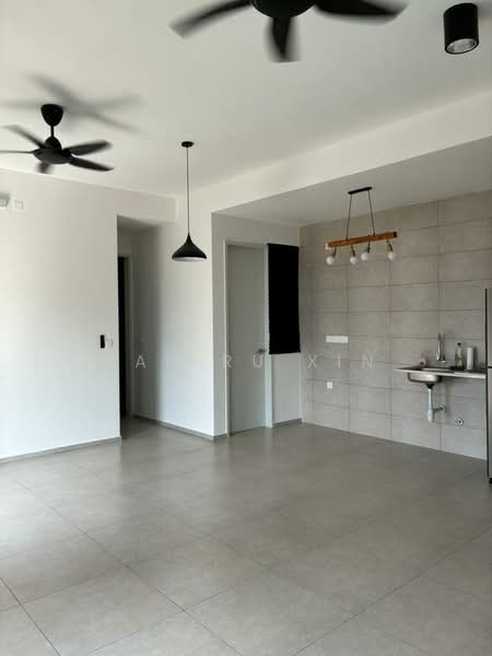 EdgeWood Residences @ SkySanctuary untuk Untuk Disewa - RM 2,500 /bulan, Mac 2026 - Living Room - PropertyGuru.com.my
