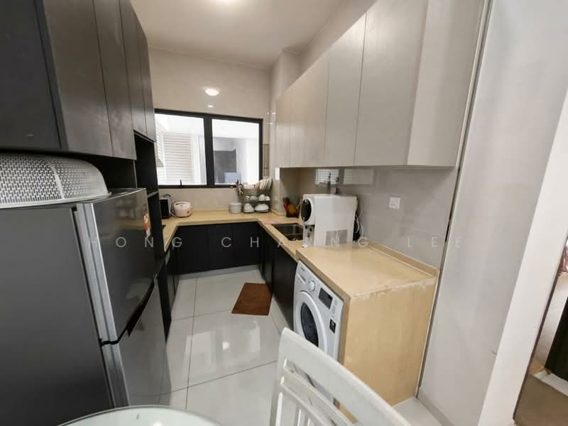 Bay Laurel @ Country Garden Danga Bay untuk Untuk Disewa - RM 2,300 /bulan, Apr 2026 - Kitchen - PropertyGuru.com.my