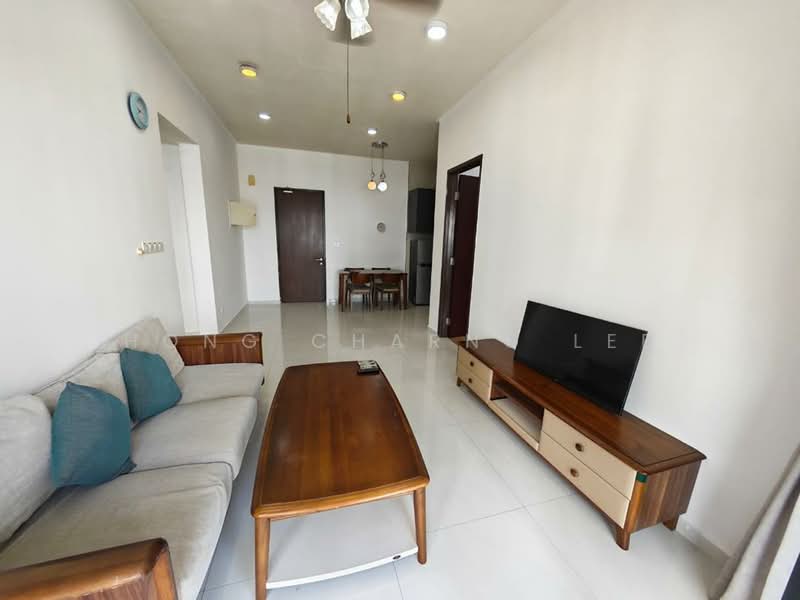Royal Strand @ Country Garden Danga Bay untuk Untuk Disewa - RM 2,200 /bulan, Mac 2026 - Living Room - PropertyGuru.com.my