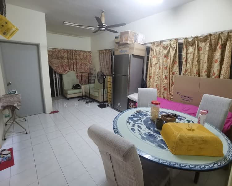 Bukit Rimau untuk Untuk Dijual - RM 465,000, Mac 2026 - Living Room - PropertyGuru.com.my