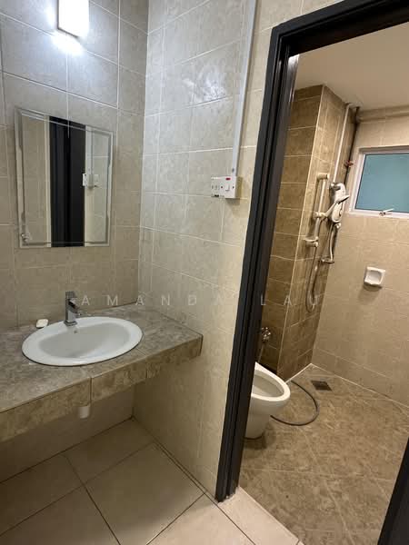 Kondominium untuk Disewa di Aseana Puteri - Amanda Lau - Common Bathroom - PropertyGuru.com.my