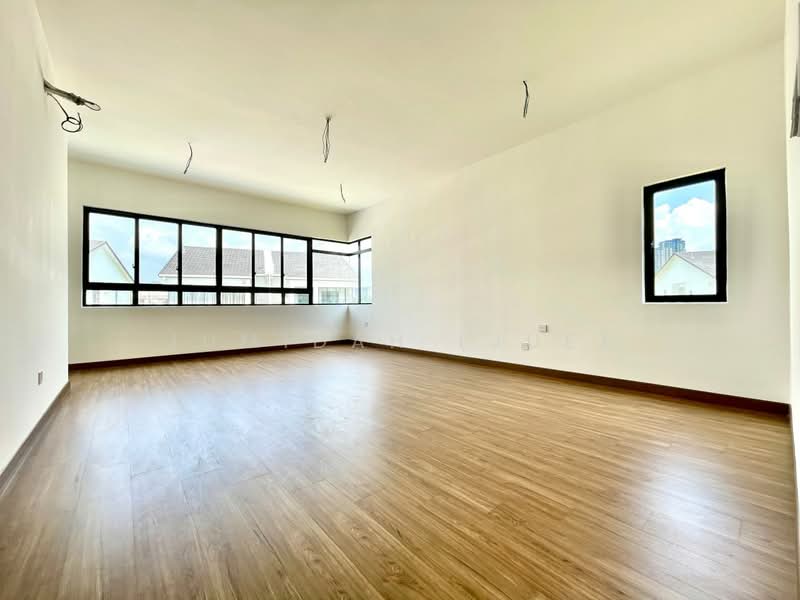 2-storey Terraced House for Sale in Cyberjaya (Selangor) - JUMIDAH (JUE) - Living Room - PropertyGuru.com.my