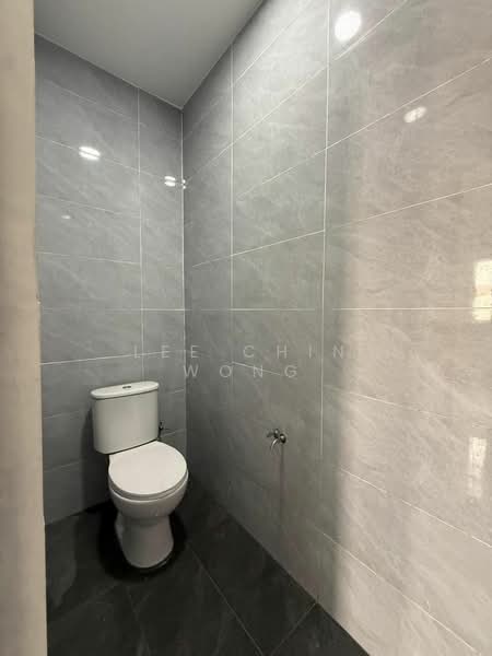 2-storey Terraced House for Sale in Taman Damai Jaya (Skudai) - Lee Chin Wong - Bathroom - PropertyGuru.com.my