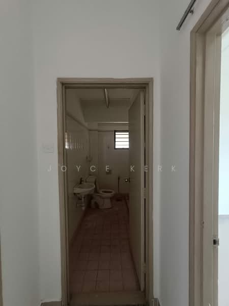 Bungalow for Sale in Rawang (Selangor) - Joyce Kerk - Bathroom - PropertyGuru.com.my