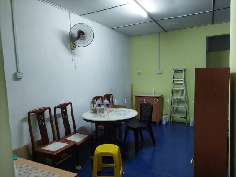 1-storey Terraced House for Sale in Taman Mewah Bercham (Ipoh) - Michael Loh - Interior - PropertyGuru.com.my