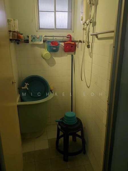 1-storey Terraced House for Sale in Taman Mewah Bercham (Ipoh) - Michael Loh - Bathroom - PropertyGuru.com.my