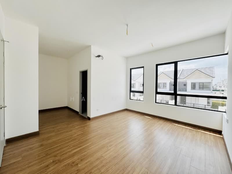 Sejati Lakeside 2 untuk Untuk Disewa - RM 5,000 /bulan, Mac 2026 - PropertyGuru.com.my