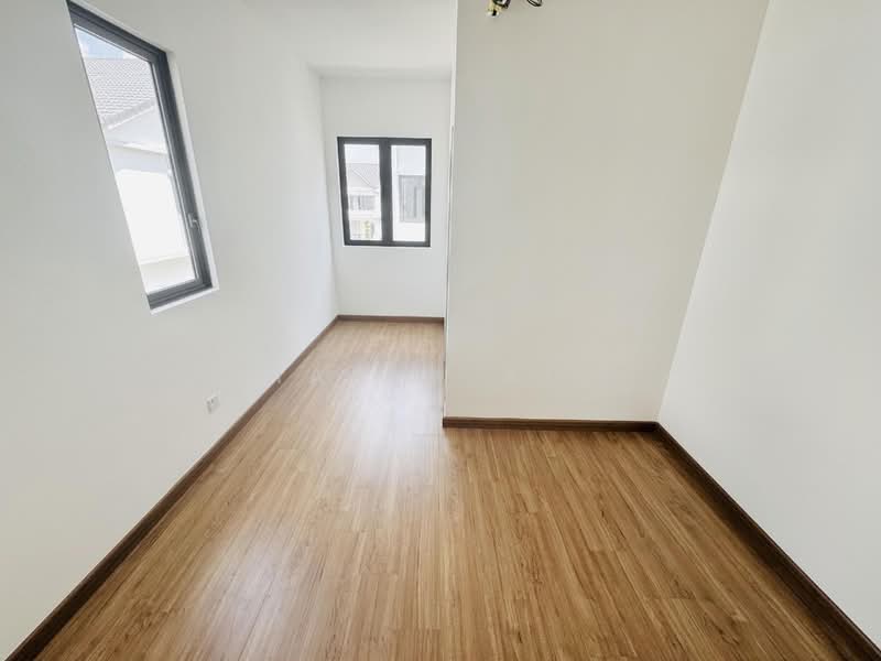 Sejati Lakeside 2 untuk Untuk Disewa - RM 5,000 /bulan, Mac 2026 - PropertyGuru.com.my