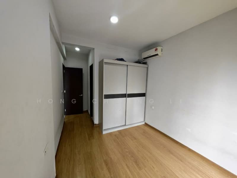 Condominium for Rent at Bay Point @ Country Garden Danga Bay - Hong Charng Lee - Corridor - PropertyGuru.com.my