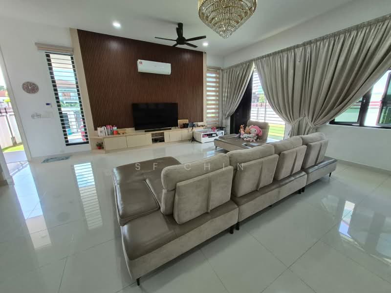 Semi-Detached House for Sale in Puchong (Selangor) - SF Chin - Living Room - PropertyGuru.com.my