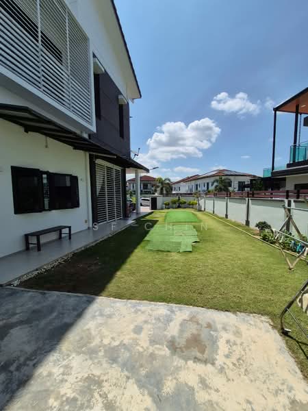 Semi-Detached House for Sale in Puchong (Selangor) - SF Chin - Exterior - PropertyGuru.com.my