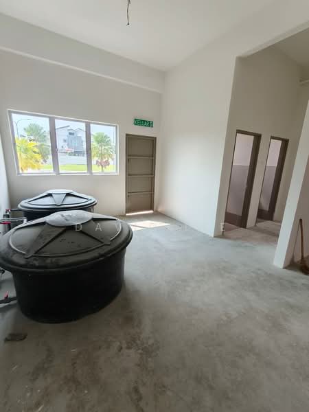 Shop for Rent in Nibong Tebal (Penang) - David Lee - Interior - PropertyGuru.com.my