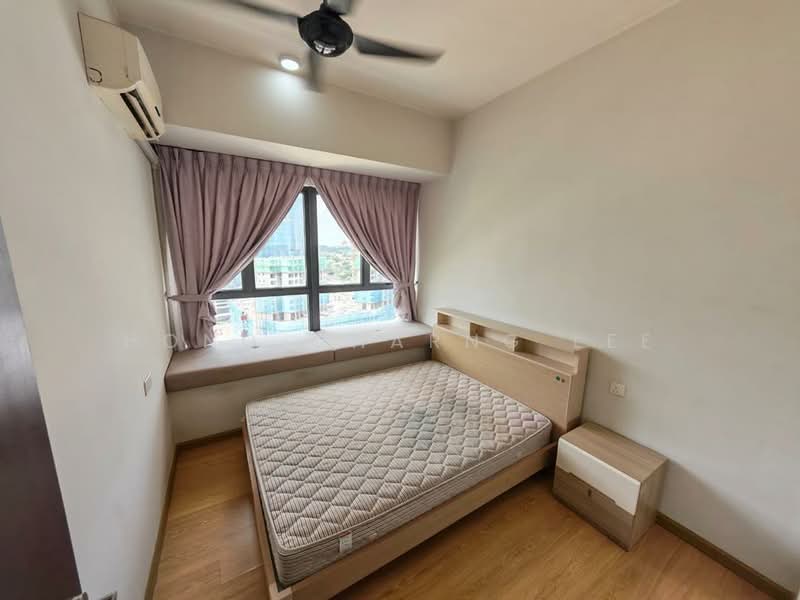 Royal Strand @ Country Garden Danga Bay untuk Untuk Disewa - RM 2,200 /bulan, Mac 2026 - Bedroom - PropertyGuru.com.my