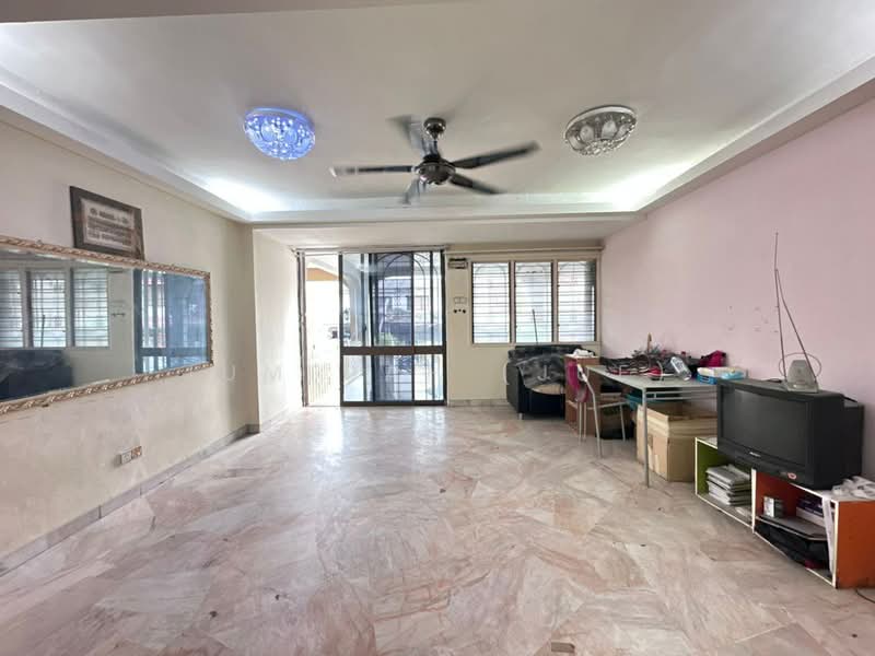 Taman Bukit Kajang Baru untuk Untuk Dijual - RM 380,000, Mac 2026 - Living Room - PropertyGuru.com.my
