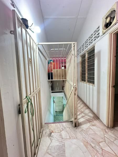 Taman Bukit Kajang Baru untuk Untuk Dijual - RM 380,000, Mac 2026 - Corridor - PropertyGuru.com.my