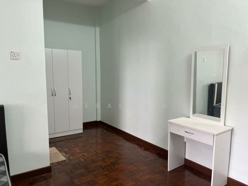 Apartment for Sale at Sentosa Court - Gerald Ng - Bedroom - PropertyGuru.com.my