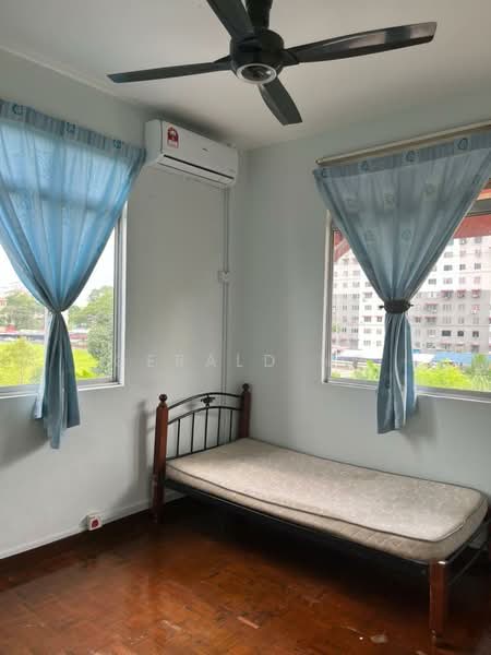 Apartment for Sale at Sentosa Court - Gerald Ng - Bedroom - PropertyGuru.com.my