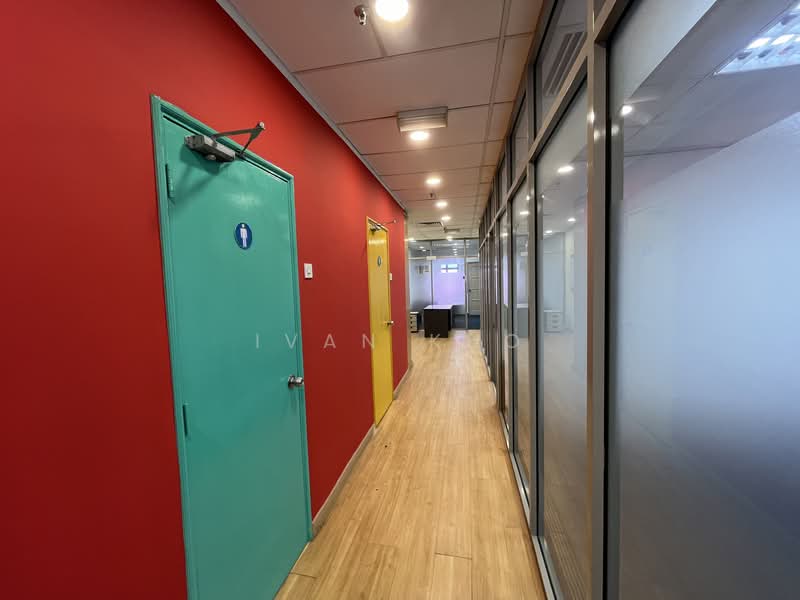 Office for Rent in Petaling Jaya (Selangor) - Ivan Kho - Corridor - PropertyGuru.com.my
