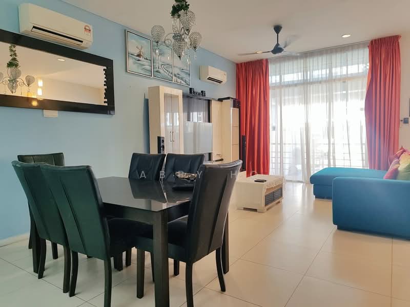 Taman Sayang Selasih untuk Untuk Dijual - RM 800,000, Mac 2026 - Living Room - PropertyGuru.com.my