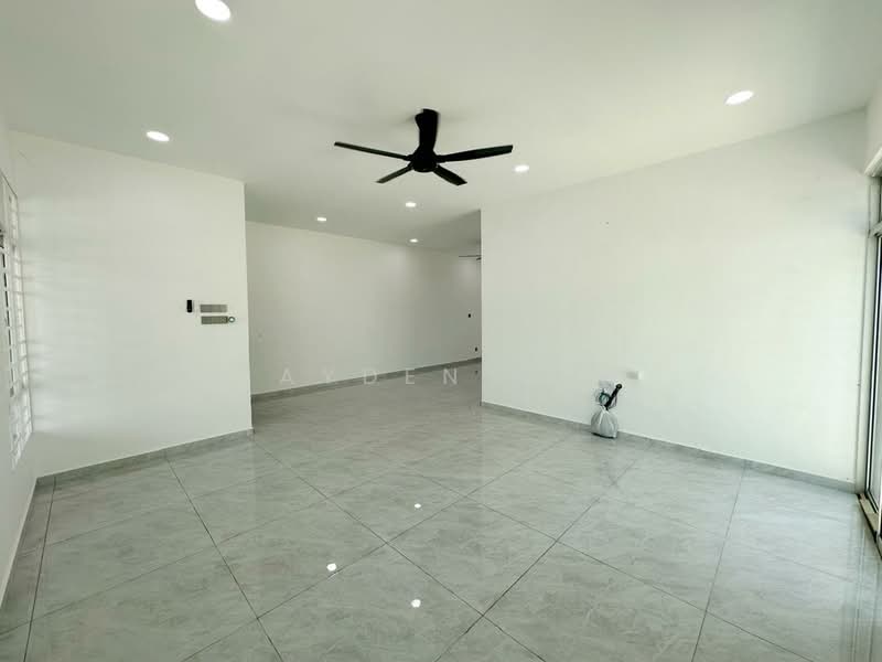 Semi-Detached House for Sale in Taman Laman Kuda (Anak Bukit) - Jayden Geh - Living Room - PropertyGuru.com.my