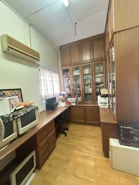 2-storey Terraced House for Sale in Bukit Jelutong (Shah Alam) - Carlson Chee - Study - PropertyGuru.com.my