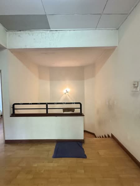 2-storey Terraced House for Sale in Bukit Jelutong (Shah Alam) - Carlson Chee - Corridor - PropertyGuru.com.my