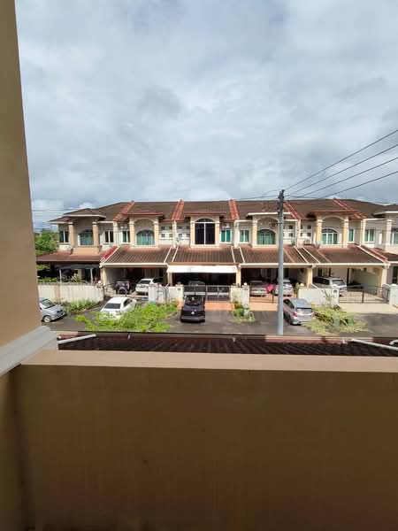2-storey Terraced House for Sale in Kuching (Sarawak) - Bong Xian - Exterior - PropertyGuru.com.my
